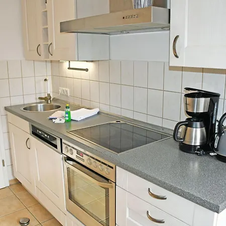 וילה Mit Terrasse O Balkon Ostseebad Goehren Ha גוהרן
