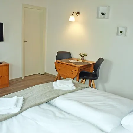 Mit Terrasse O Balkon Ostseebad Goehren Ha * גוהרן