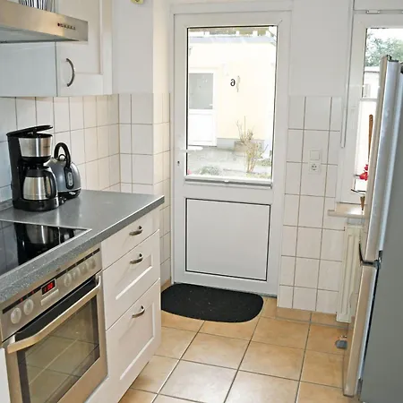 Mit Terrasse O Balkon Ostseebad Goehren Ha וילה גוהרן