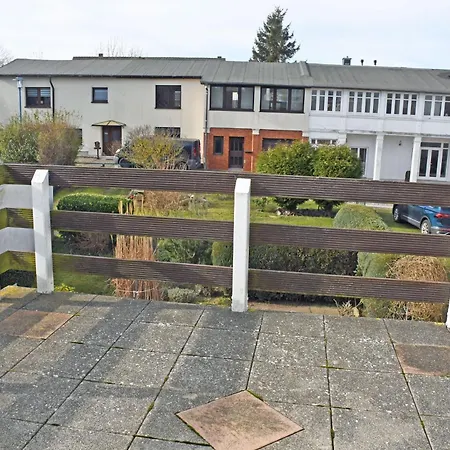 Mit Terrasse O Balkon Ostseebad Goehren Ha *
